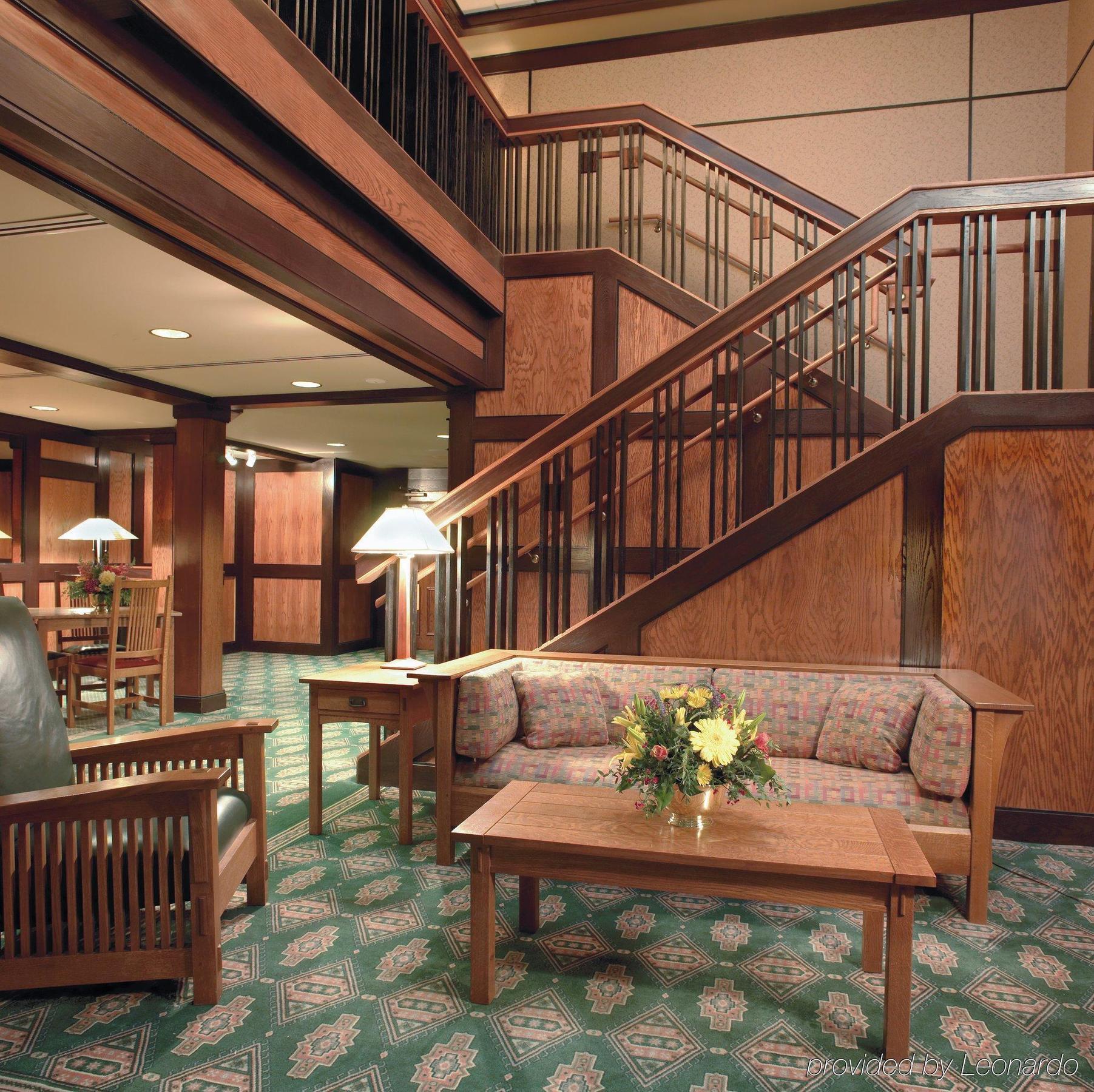 The Craftsman Inn & Suites Fayetteville Interior photo